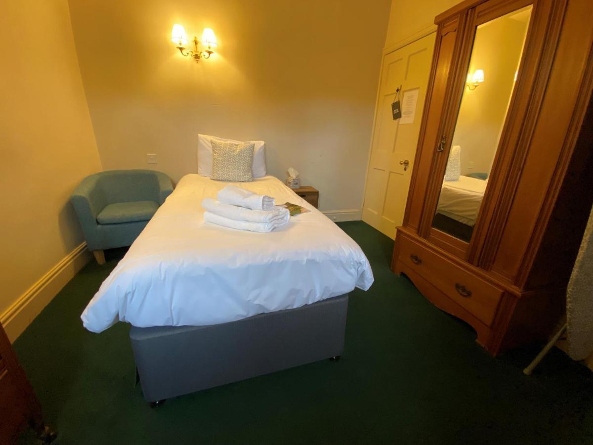 Hotel The Red Lion & Manor House Burnsall Exterior foto
